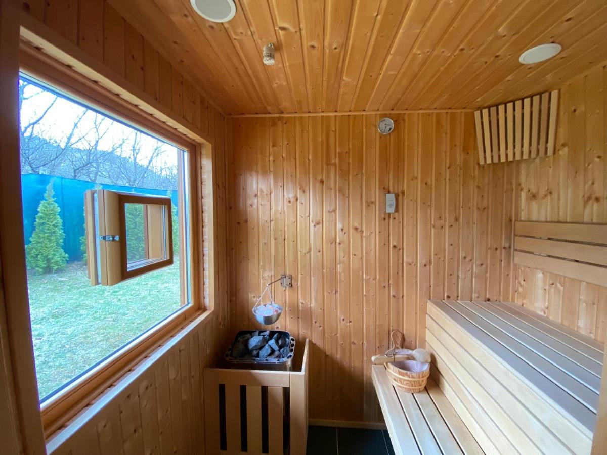 Magnolia Resort Chalets Vişeu de Sus Εξωτερικό φωτογραφία
